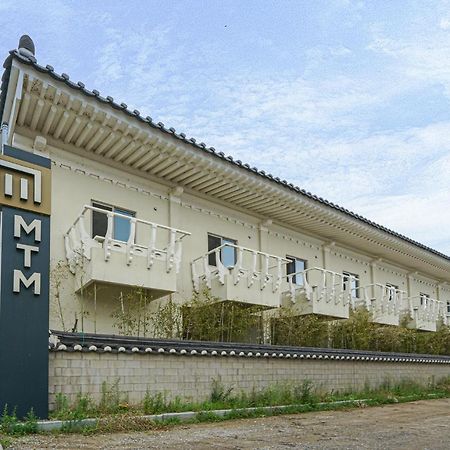 Mtm Family Hotel Gyeongju Esterno foto
