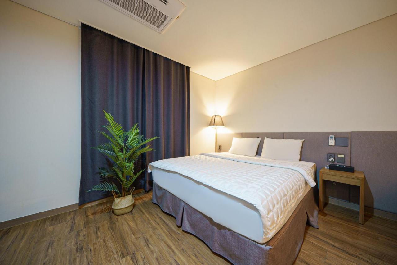 Mtm Family Hotel Gyeongju Esterno foto